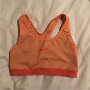 ☀️Tangerine Nike Sports Bra!